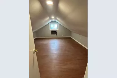 207 Morsemere Avenue, Yonkers, NY 10703 - Photo 9