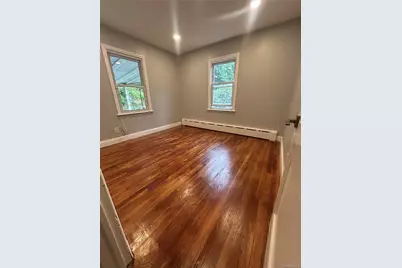 207 Morsemere Avenue, Yonkers, NY 10703 - Photo 5