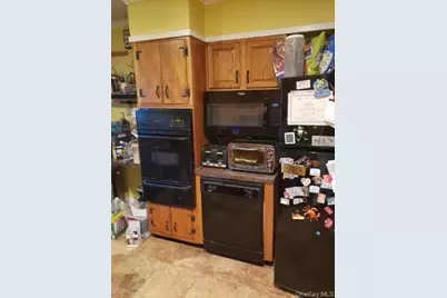 715 County Line Road, Amityville, NY 11701 - Photo 7