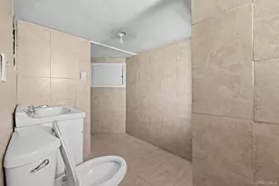 114-10 169th St, Jamaica, NY 11434 - Photo 15