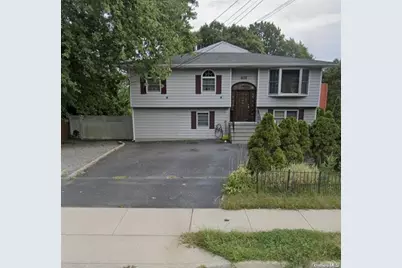 1032 Union Boulevard, Bay Shore, NY 11706 - Photo 1
