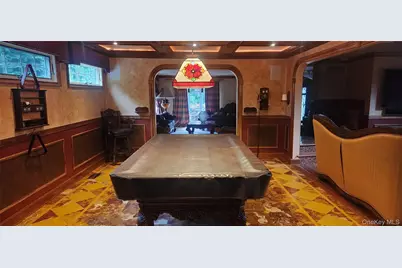 7 Arista Court, Dix Hills, NY 11746 - Photo 5
