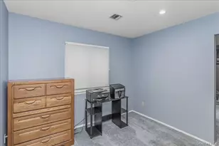 62 Cambridge Dr W, Copiague, NY 11726 - Photo 11