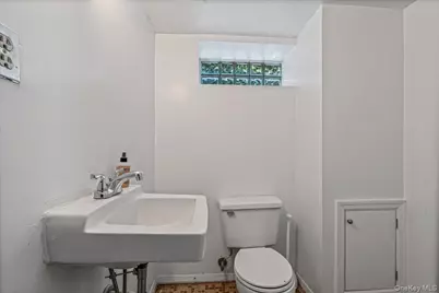 25 Archer Road, West Hempstead, NY 11552 - Photo 25