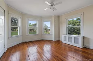 169 S Park Ave, Rockville Centre, NY 11570 - Photo 9