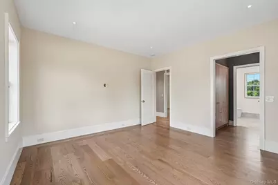 1707 Marie Lane, Mohegan Lake, NY 10547 - Photo 25
