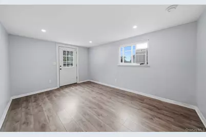 57 Pearl Street, Deer Park, NY 11729 - Photo 5