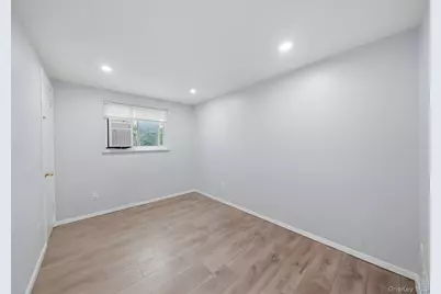 57 Pearl Street, Deer Park, NY 11729 - Photo 9