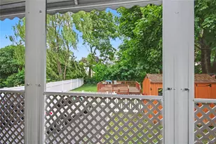 31 Brookdale Ave, White Plains, NY 10603 - Photo 33