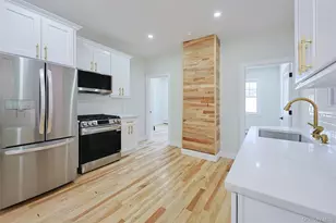 58-13 69th Pl, Maspeth, NY 11378 - Photo 7