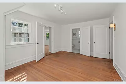 53 Cortlandt Avenue, New Rochelle, NY 10801 - Photo 21