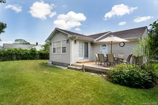 23 Staller Blvd, Hampton Bays, NY 11946 - Photo 5