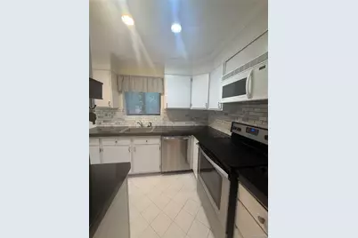 75 Greenway Close #75, Rye Brook, NY 10573 - Photo 3