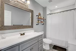 239 S 2nd St, Lindenhurst, NY 11757 - Photo 17