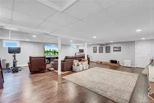 239 S 2nd St, Lindenhurst, NY 11757 - Photo 19