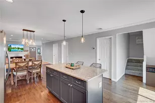 239 S 2nd St, Lindenhurst, NY 11757 - Photo 15