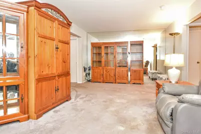 376 Country Club Lane, Pomona, NY 10970 - Photo 3
