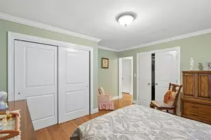 43 Edwards St, Roslyn Heights, NY 11577 - Photo 15