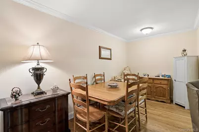 43 Edwards Street #1-B, Roslyn Heights, NY 11577 - Photo 9