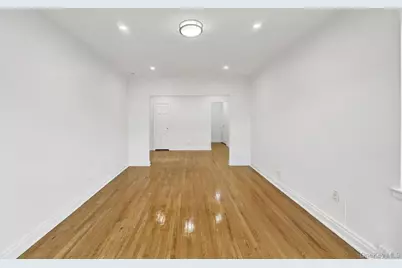 1 Ash Place #2K, Great Neck, NY 11021 - Photo 7