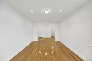 1 Ash Pl, Great Neck, NY 11021 - Photo 7