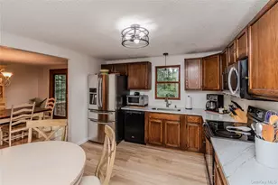 7 Colleen Ln, Wallkill, NY 12589 - Photo 9