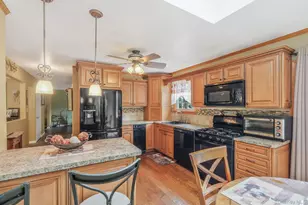 404 Bicycle Path, Port Jefferson Station, NY 11776 - Photo 11