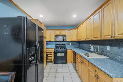 404 Bicycle Path, Port Jefferson Station, NY 11776 - Photo 25