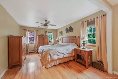 404 Bicycle Path, Port Jefferson Station, NY 11776 - Photo 15