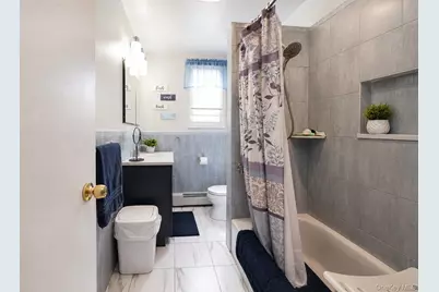 6149 62nd Avenue, Middle Village, NY 11379 - Photo 15