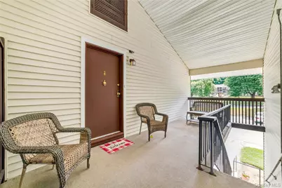 27 Walden Court #J, Yorktown Heights, NY 10598 - Photo 3