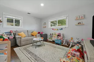 672 Anderson Ave, Franklin Square, NY 11010 - Photo 15