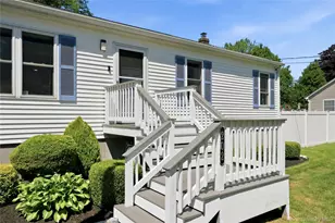 202 Whittier Dr, Mastic Beach, NY 11951 - Photo 29
