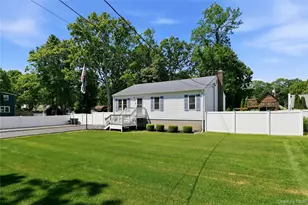 202 Whittier Dr, Mastic Beach, NY 11951 - Photo 27