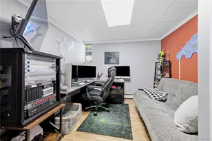 202 Whittier Dr, Mastic Beach, NY 11951 - Photo 15