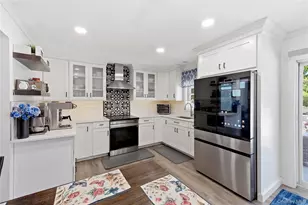 202 Whittier Dr, Mastic Beach, NY 11951 - Photo 5