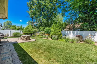 3247 Skillman Avenue, Oceanside, NY 11572 - Photo 21