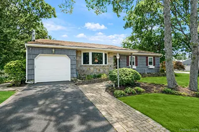 220 Terry Boulevard, Holbrook, NY 11741 - Photo 1