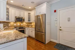 1105 Roosevelt Way, Westbury, NY 11590 - Photo 7
