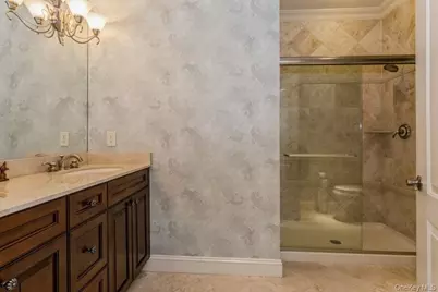 1105 Roosevelt Way, Westbury, NY 11590 - Photo 15