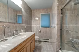 8 Woodvale Dr, Syosset, NY 11791 - Photo 13