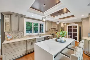 19 Joan Rd, Bay Shore, NY 11706 - Photo 9
