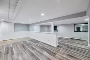 19 Joan Rd, Bay Shore, NY 11706 - Photo 39
