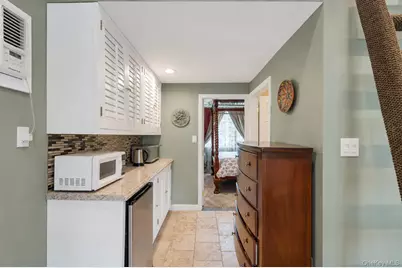 19 Joan Road, Bay Shore, NY 11706 - Photo 35
