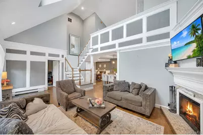 19 Joan Road, Bay Shore, NY 11706 - Photo 7