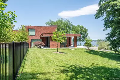 30 Pheasant Run, Great Neck, NY 11024 - Photo 5