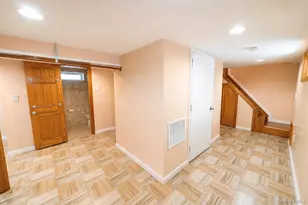 937 N 7th St, New Hyde Park, NY 11040 - Photo 17