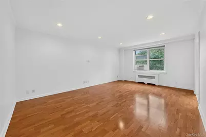 793 Palmer Road #2F, Bronxville, NY 10708 - Photo 5