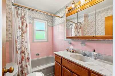 216 Gardner Avenue, Jericho, NY 11753 - Photo 9