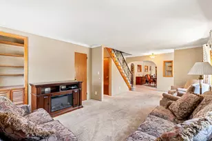216 Gardner Ave, Jericho, NY 11753 - Photo 3